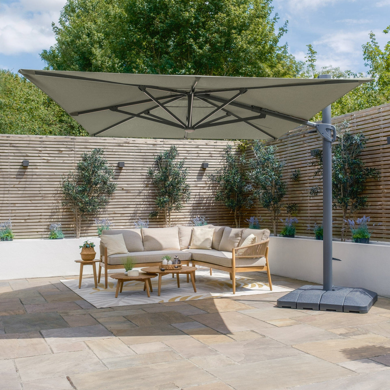 Maze Living — Parasols & Bases