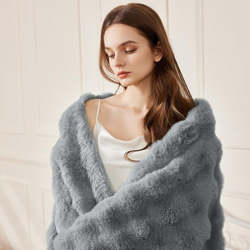 Luxury Faux Fur Throw Blanket - image 7