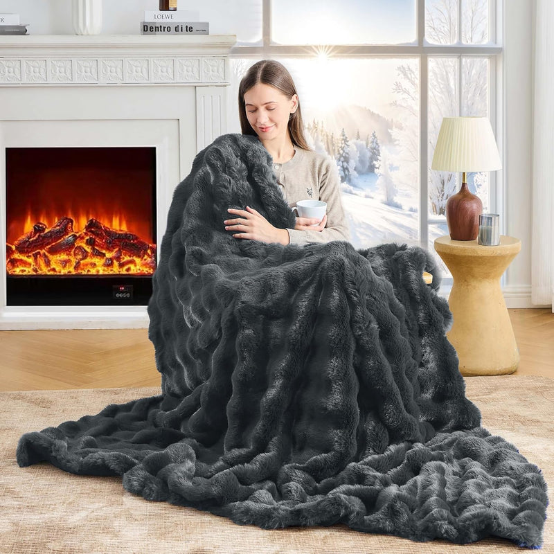 Luxury Faux Fur Throw Blanket - image 41